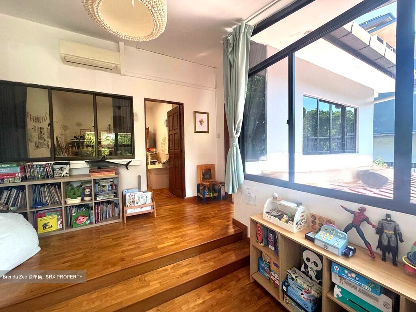 Henry Park (D10), Semi-Detached #449667161
